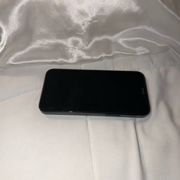 iPhone 12 Mini - Picture 2 of 5